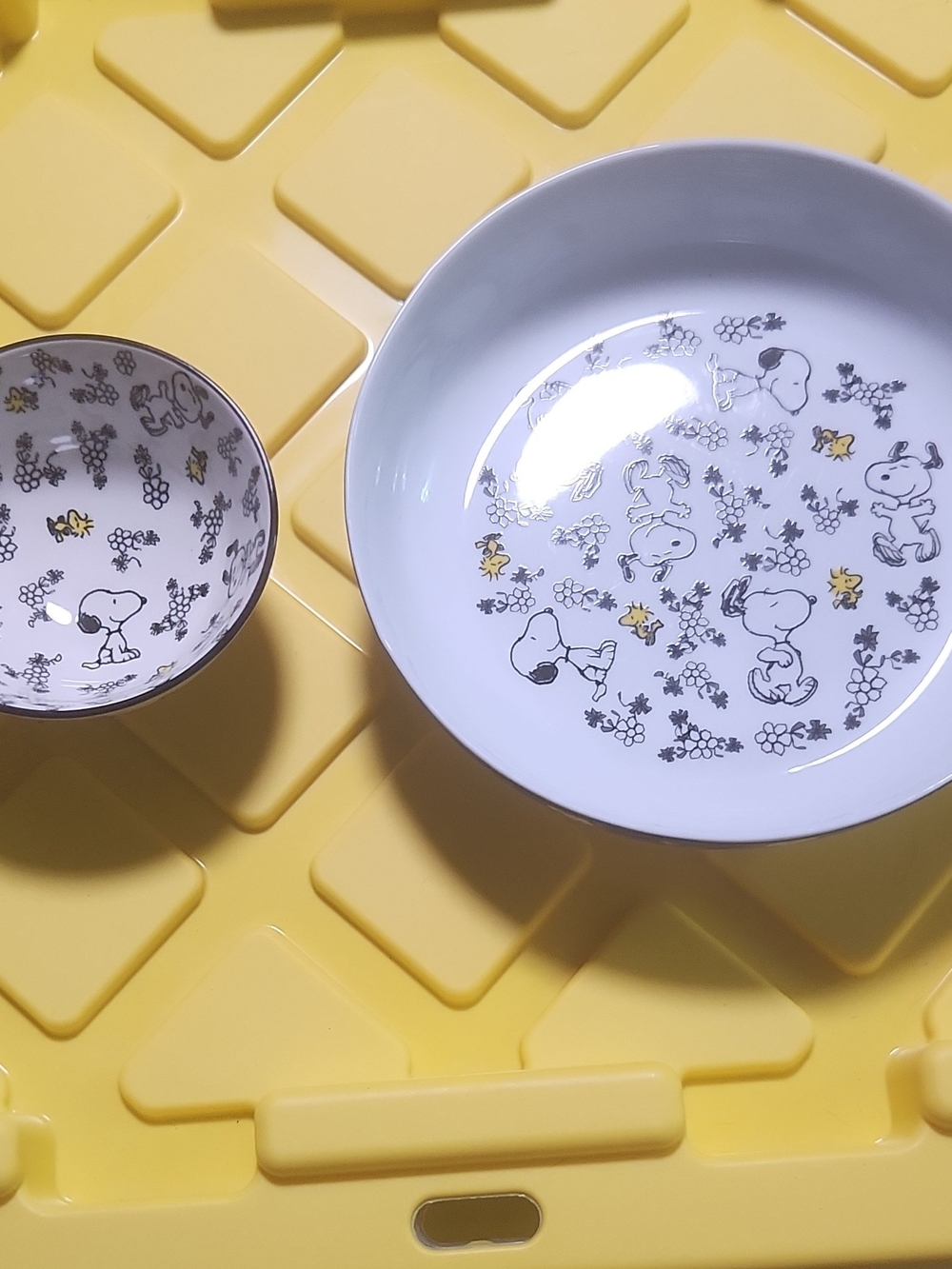 Snoopy Bowl Set - White with Yellow Accents